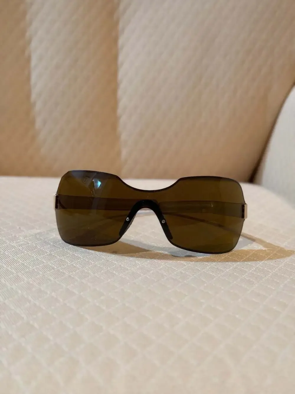 Histoire de Voir Vintage Y2K Frameless Shield Leather Sunglasses